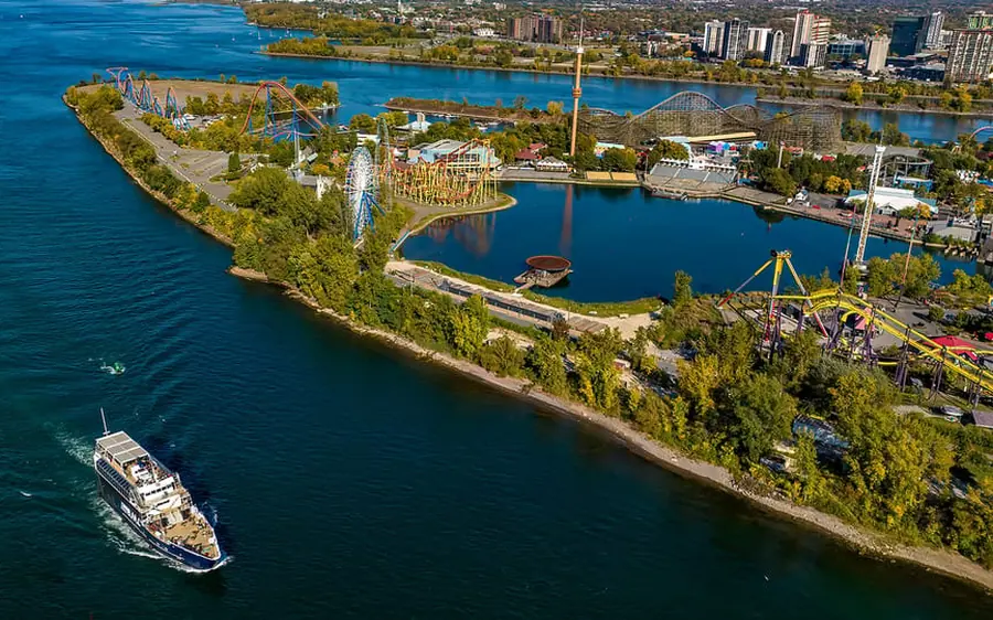 Montréal: Guided Sightseeing River Cruise